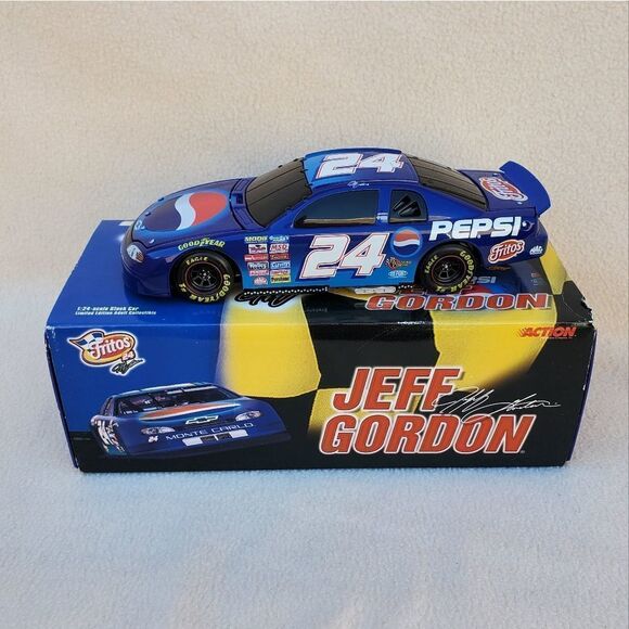 Officially Licensed NASCAR Jeff Gordon #24 Limited Edition 1:24 scale Stock Car - Picture 1 of 13